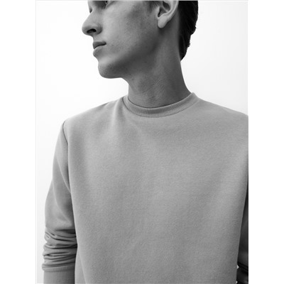 Schlichtes Sweatshirt