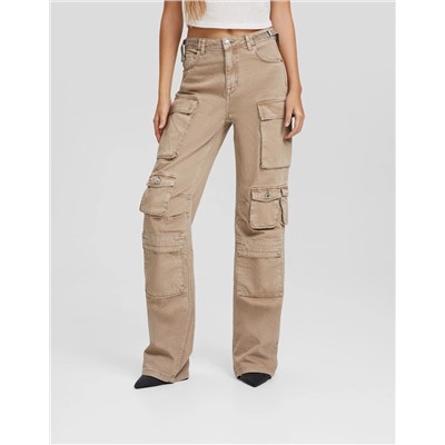Pantalón cargo multipocket sarga