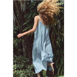 FLOWING VOLUMINOUS DRESS