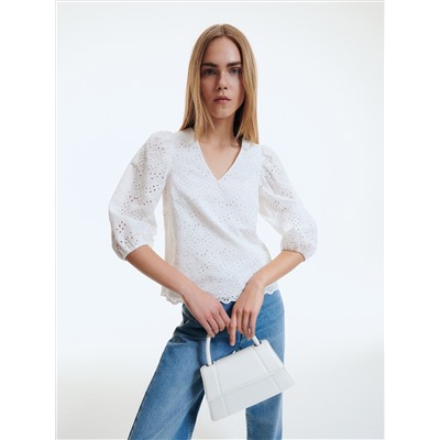 Bluse mit Lochstickerei