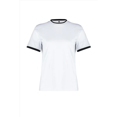 Beyaz Renk Blok Detaylı Boyfriend %100 Pamuk Örme T-shirt TBBSS24BF00012