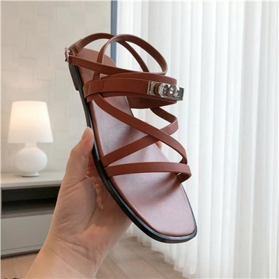 Лёгкие комфортные сандалии  HERME*S