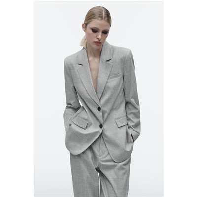 TAILORED STRAIGHT FIT BLAZER