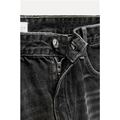 TRF STRAIGHT-LEG MID-RISE JEANS