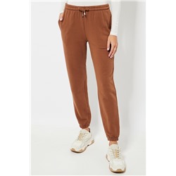 Pantalón jogger regular fit - Marrón