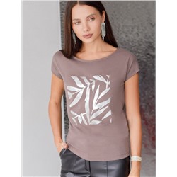 Нарядная футболка с серебристым принтом