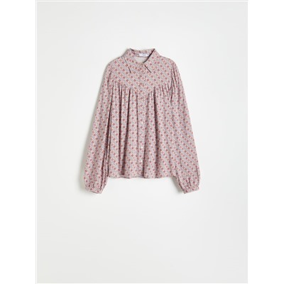 Gemusterte Bluse