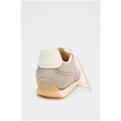 CONTRAST RUNNING TRAINERS
