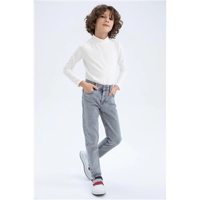 Defacto Erkek Çocuk Slim Fit Jean Pantolon Y8277A622CW
