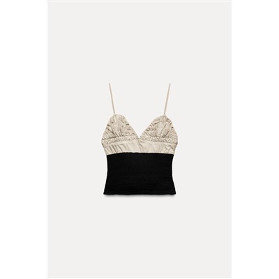 CONTRAST RUFFLED TOP