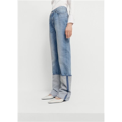 Jeans rectos bajo vuelto