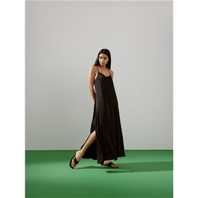 Kleid mit hohem Viskoseanteil