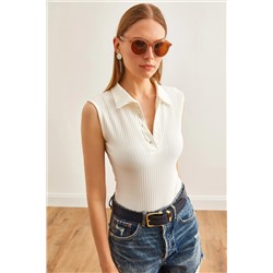 Olalook, Kadın Ekru Polo Yaka Düğmeli Altı Çıtçıtlı Bodysuit BDY-00000049