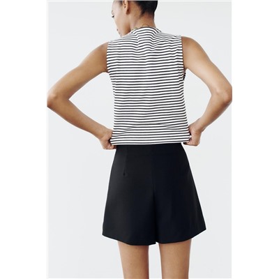 SLEEVELESS CROP TOP