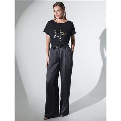 Нарядная футболка с блестящим принтом