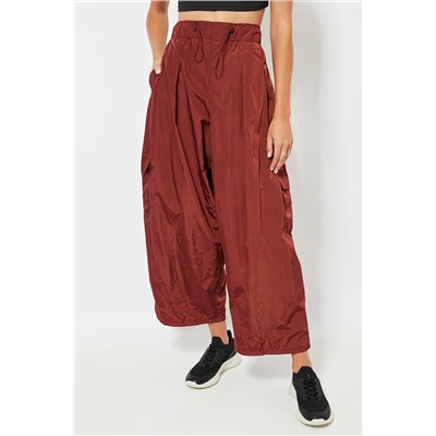 Pantalón wide leg cargo 7/8 cintura alta - Camel