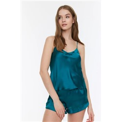 TRENDYOLMİLLA Zümrüt Yeşili Sırt Detaylı Saten Dokuma Pijama Takımı THMSS22PT0634