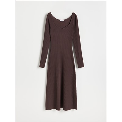 Strickkleid mit Gestreifter Struktur