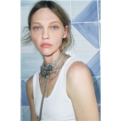 FLOWER CHAIN CHOKER NECKLACE