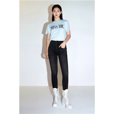 Vaquero skinny fit de tiro alto Negro