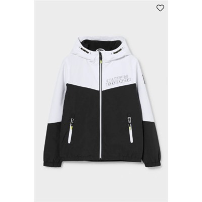 Jacke mit Kapuze