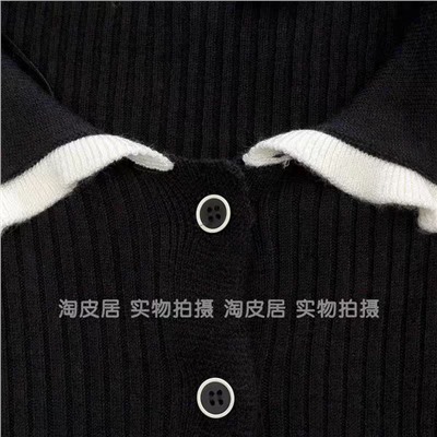 Женский приталенный пуловер с воротником и контрастной отделкой H&*M