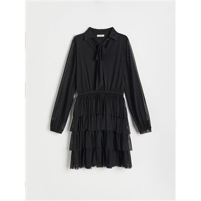 Kleid mit Rüschen