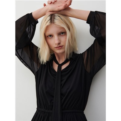 Kleid mit Rüschen