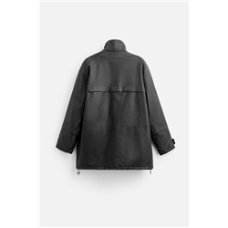 PARKA EFECTO PIEL BOLSILLOS