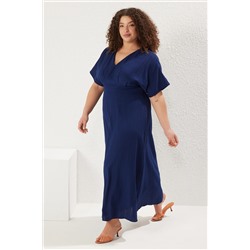 Trendyol Curve Lacivert V Yaka Kısa Kol Dokulu Kumaş Dokuma Maxi Büyük Beden Elbise TBBSS25AH00038