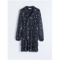 Kleid mit Rüschen