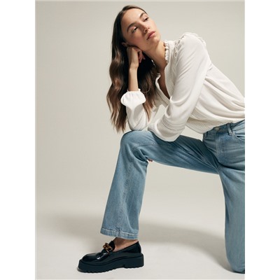Jeans mit weitem Bein