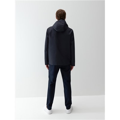 Jacke mit Kapuze