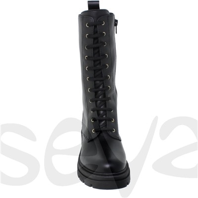 Exodo, BOTA SEÑORA PIEL
