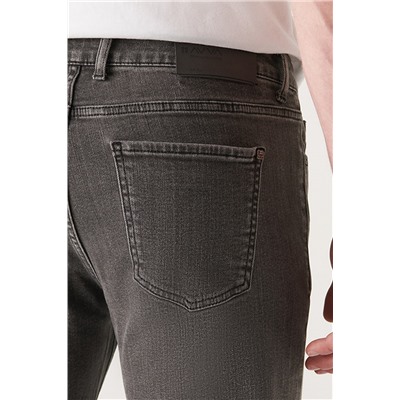Gri Eskitme Yıkamalı Likralı Slim Fit Dar Kesim Jean Pantolon