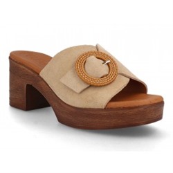 5611 - BDA
                SANDALIAS DE TACÓN