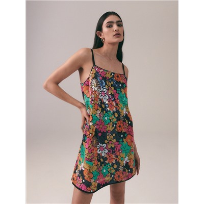 Gemustertes kleid