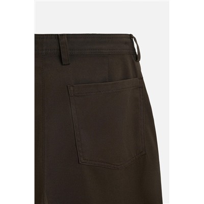PANTALÓN BAJO CON VUELTA