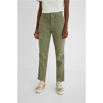 Pantalón comfort fit manchas pintura