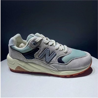Кроссовки NB