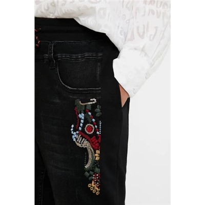 Pantalón jogger tobillero denim