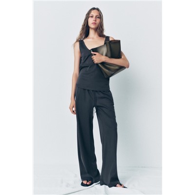STRAPPY MERCERISED THREAD TOP