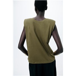 TOP WITH SHOULDER PADS