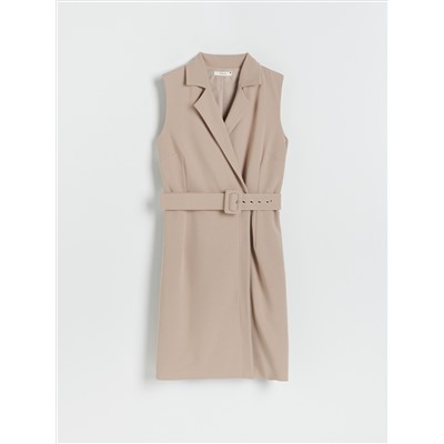 Kleid Im Blazerschnitt