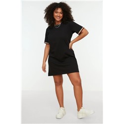 Siyah Bisiklet Yaka %100 Pamuk Kolları Biye Detaylı Örme Büyük Beden T-shirt Elbise TBBSS22EL1591