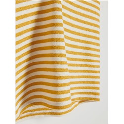 Oberteil im Polo-Stil