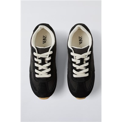 SOFT SNEAKERS