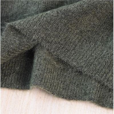 Женский трикотажный свитер