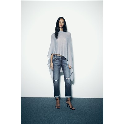 Z1975 RIPPED SPLIT-HEM LOW-RISE JEANS