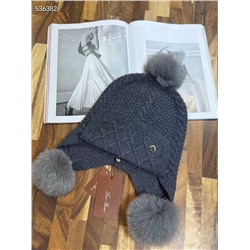 Женская шапка с помпоном  Lor*o Pian*a